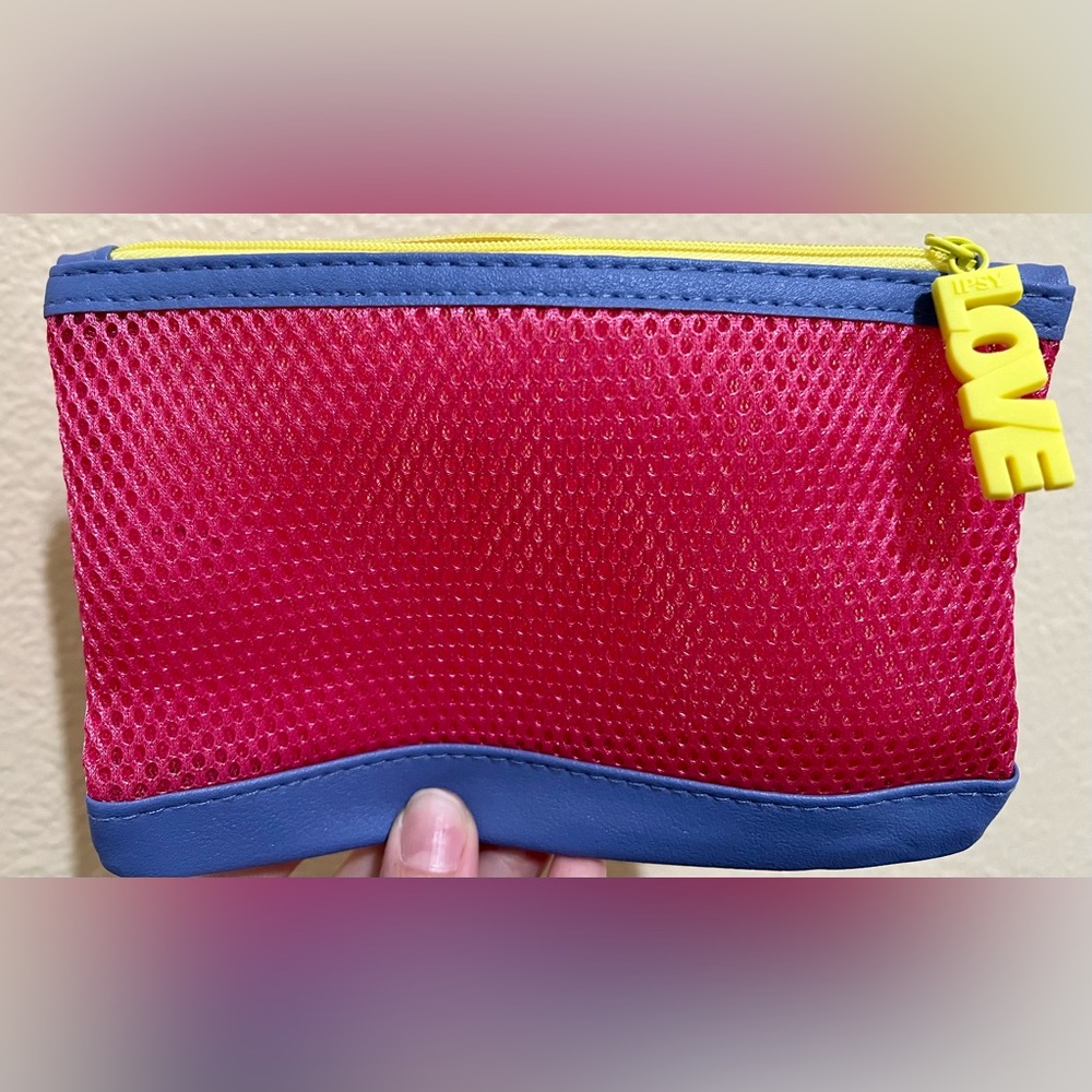 Ipsy June 2023 Makeup Bag